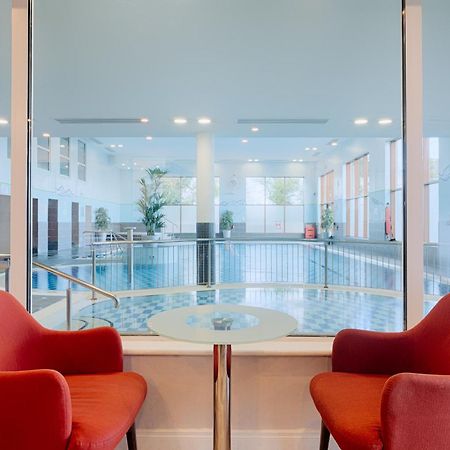 Mcwilliam Park Hotel Claremorris Eksteriør billede