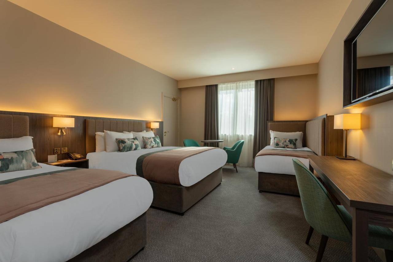 Mcwilliam Park Hotel Claremorris Eksteriør billede
